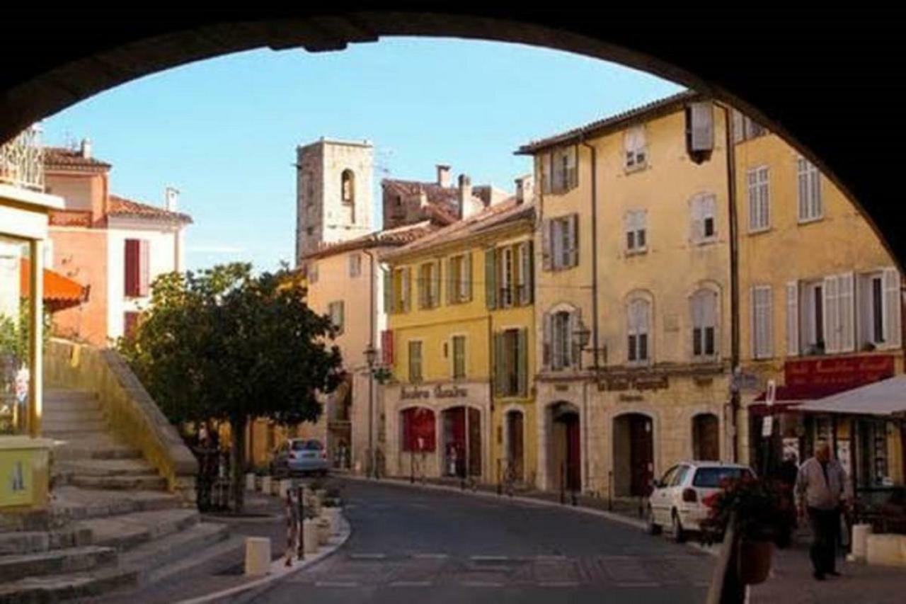 Bastide Provencale Les Muriers D'Engaspaty Сейан Экстерьер фото